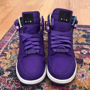 Nike Jordan 1 Hi Strap